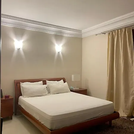 Double A Luxury Lägenhet Olbia